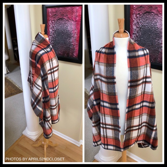 LUXE PLAID CAPE BLANKET SCARF PONCHO WRAP A3C - Picture 3 of 7